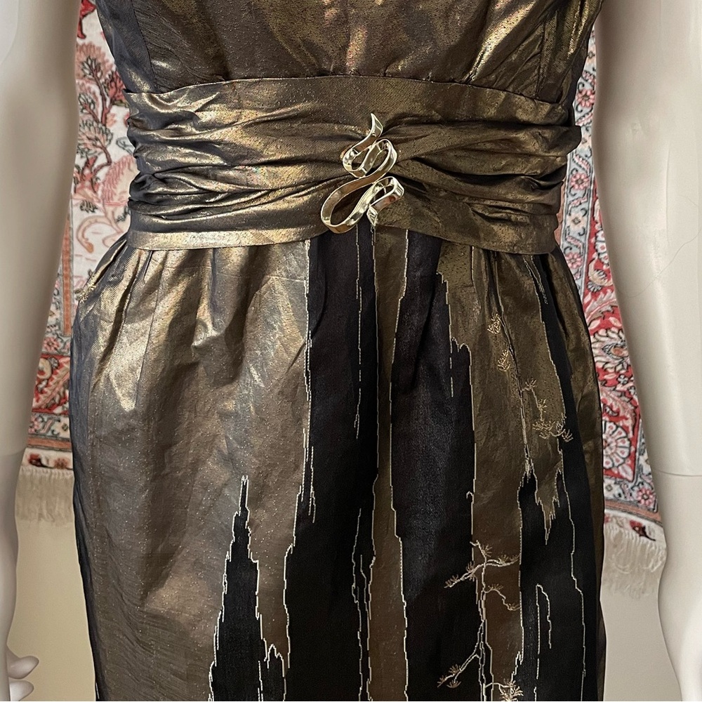 Stunning Vintage 60/70”s Malcolm Starr Silk Metallic Cocktail Dress. - Picture 9 of 10
